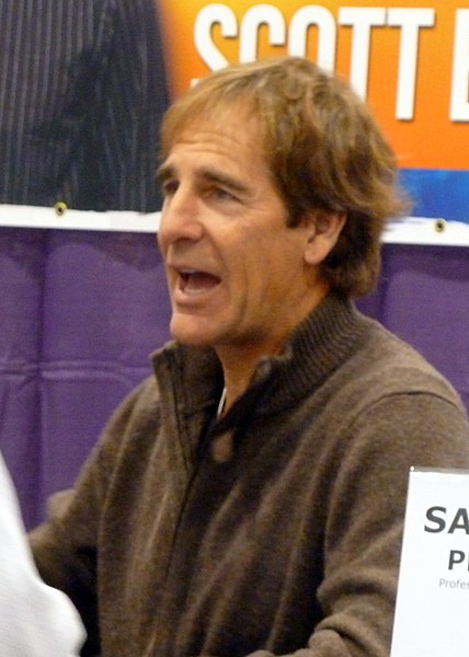 File:Scott Bakula 03 (7086447815).jpg