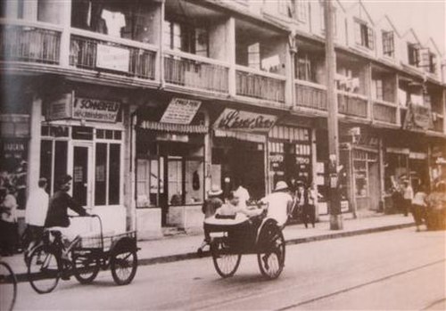 "Shanghai ghetto" around 1943