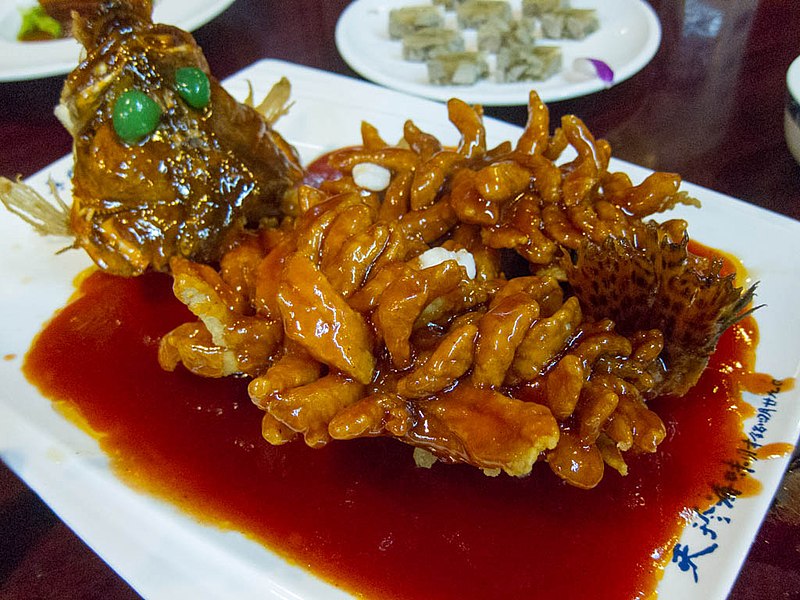 File:Squirrel-shaped mandarin fish (8482833747).jpg