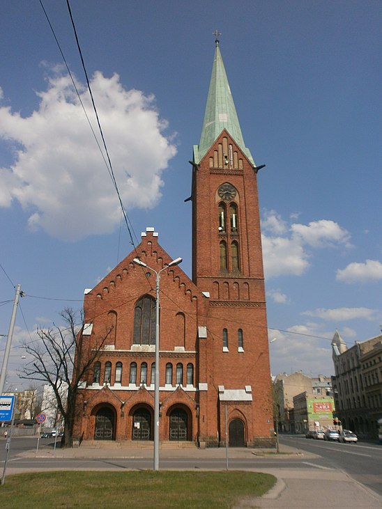 New church. Церковь Гертруды в Риге. Новая Церковь Гертруды. Старая Церковь Гертруды Рига. Евангелическо-Лютеранская Церковь в Риге.