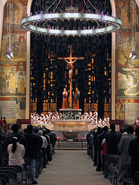 File:St Joseph's Oratory - Montreal, Canada - panoramio - Sergey Ashmarin.jpg