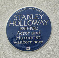 Placa del English Heritage en el 25 de Albany Road, Manor Park, Newham, en conmemoración del actor Stanley Holloway (erigida en 2009)