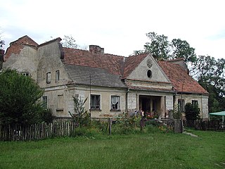 <span class="mw-page-title-main">Stary Susk</span> Village in Masovian Voivodeship, Poland