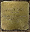 Stolperstein Trostbrücke 4 (Julius Asch) Hamburg-Altstadtban. JPG