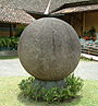 Каменный шар из Коста-Рики