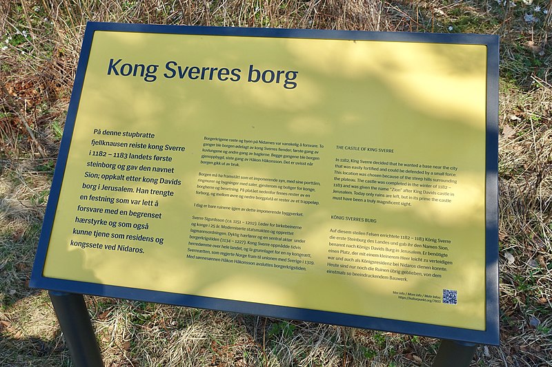 File:Sverresborg Trøndelag Folkemuseum Open air Cultural history museum Trondheim Norway 2019-04-26 Borgen Sion Zion Ruins of King Sverre's Castle 1182–83 Informasjon Information board 05963.jpg