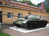 Taistelupanssarivaunu T-54 RUK-museo Hamina.jpg