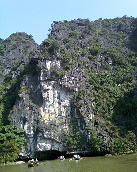 File:Tam Coc.jpg