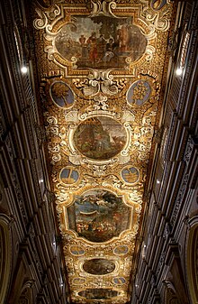 Chiesa Madre - Santa Maria delle Stelle - Interno navata centrale, tele del soffitto ligneo
