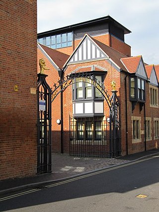 <span class="mw-page-title-main">Morrell's Brewing Company</span> Brewery in Oxford, England