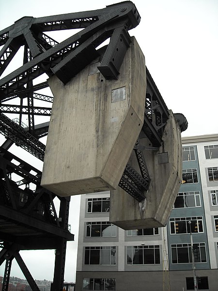 File:The Counterweights at the 3rd Street Bridge (4438954125).jpg