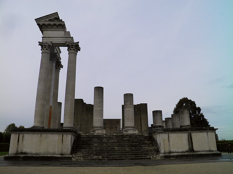 File:The Harbour Temple, Xanten, Germany (8178195107).jpg