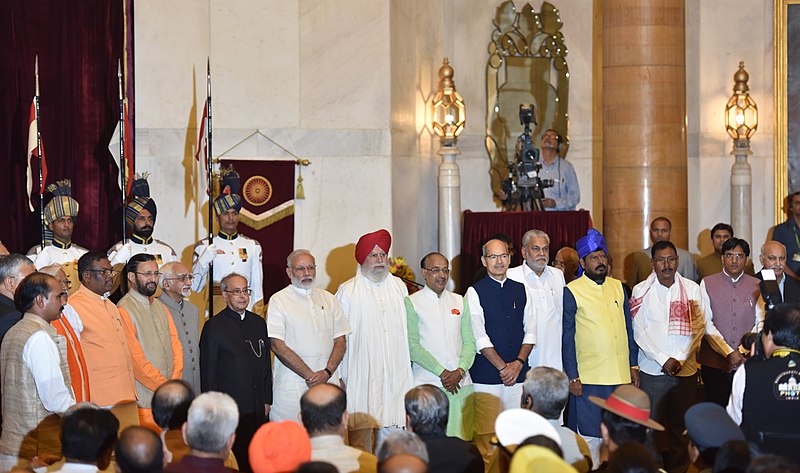 File:The President, Shri Pranab Mukherjee, the Vice President, Shri M. Hamid Ansari and the Prime Minister, Shri Narendra Modi with the newly inducted Ministers after a Swearing-in Ceremony, at Rashtrapati Bhavan, in New Delhi (1).jpg