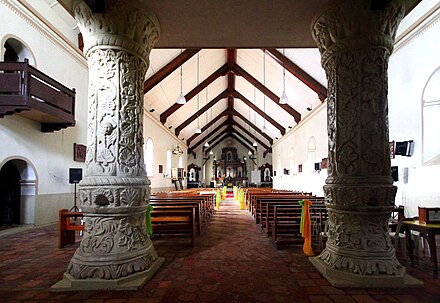 Columns inside of St. Vincent Ferrer church