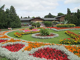 The public garden in Ciechocinek.JPG