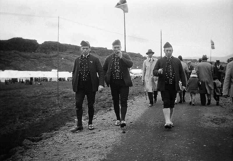 File:Three men from the Faeroe Islands, Thingvellir, Iceland (7795409048).jpg