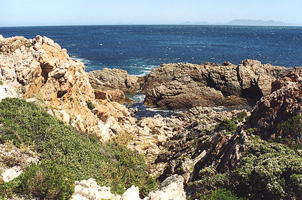 The path down to the gully at Kruis. The cross is just to the left off the picture.