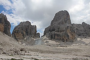 Gebirge Brenta: Lage und Beschreibung, Erschließung und Berghütten, Geologie