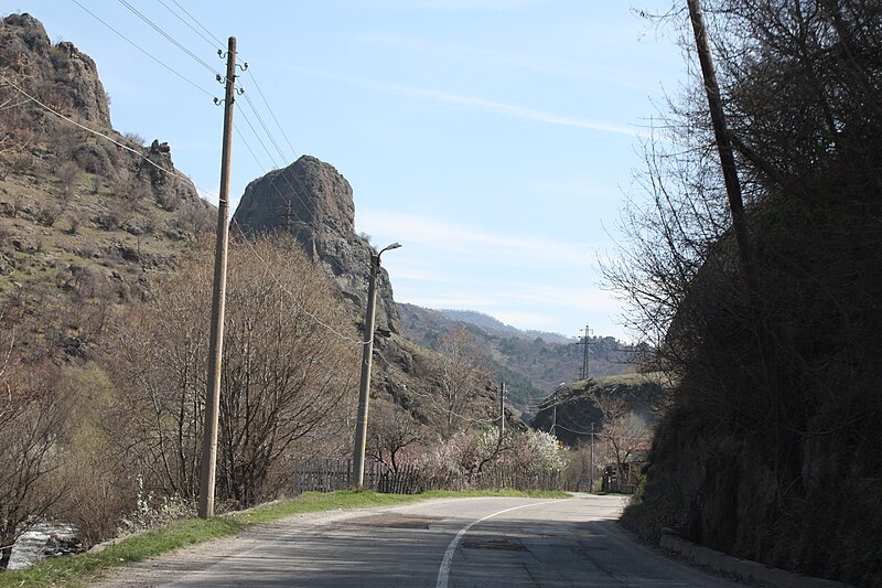 File:Town of Rila, Kyustendil District, Bulgaria 20090407 027.JPG