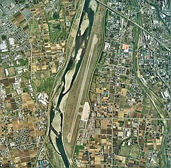 富山空港 Wikipedia