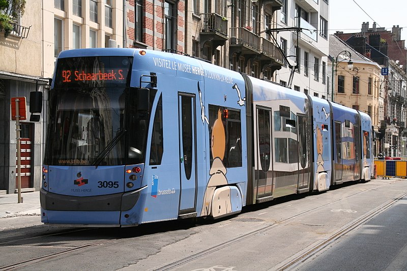 File:Tram de la STIB le 21 juillet 2016 2.jpg