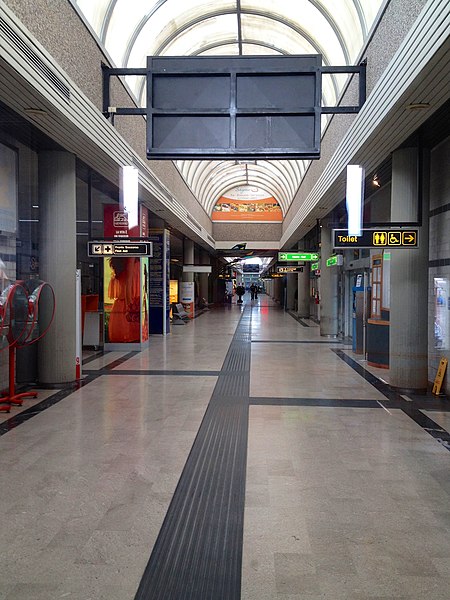 File:Trieste airport.jpg