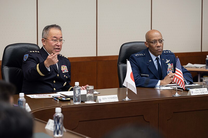 File:U.S. Air Force General Charles Q. Brown, Jr., Chairman of the Joint Chiefs of Staff, traveled to Tokyo, Japan, and Seoul, South Korea, November 9-13, 2023 - 37.jpg