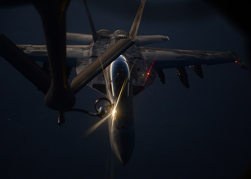 File:U.S. fighter jet refuels from an Air Force KC-135 Stratotanker August 2014.jpg