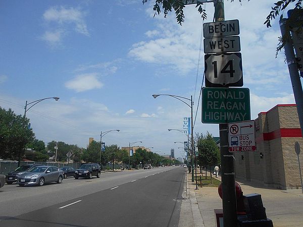 First signage on US 14 westbound after its terminus at US 41 in Chicago