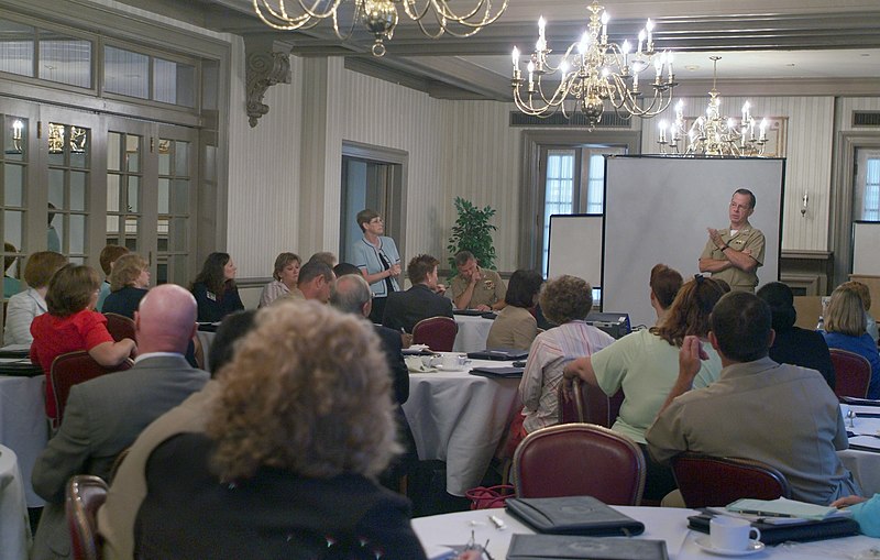 File:US Navy 050725-N-2383B-089 Chief of Naval Operations (CNO) Adm. Mike Mullen and Mrs. Mullen address the Ombudsman Quality Management Board at the Naval Academy.jpg