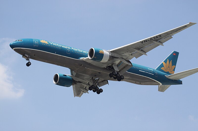 File:VN-A143 Boeing 777 Vietnam Airlines (7349072438).jpg