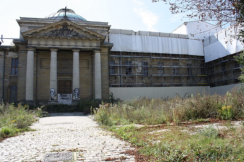 File:Versailles Hôpital Richaud 2011 9.jpg