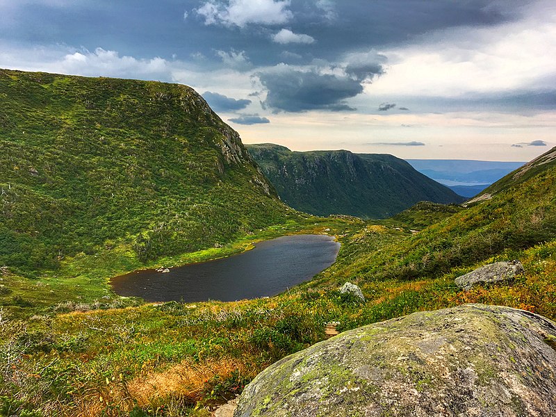 File:View hiking Gros Morne Mountain.jpg