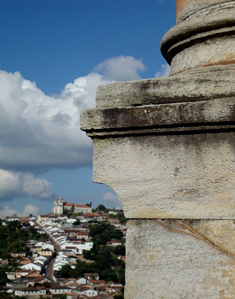 File:Vista para a ladeira do Vira Saia.jpg