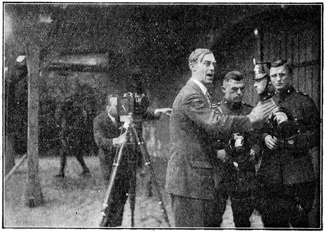 Walter Ruttman at recording Berlin-Movie, 1928