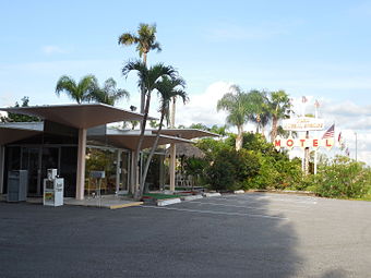 Warm Mineral Springs Motel office view with sign.JPG