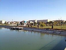 Waterfront of Shavat canal in Urganch.jpg