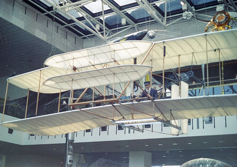 File:Wright Flyer, National Air and Space Museum, Washington DC - USA, August 1990. (5619571917).jpg