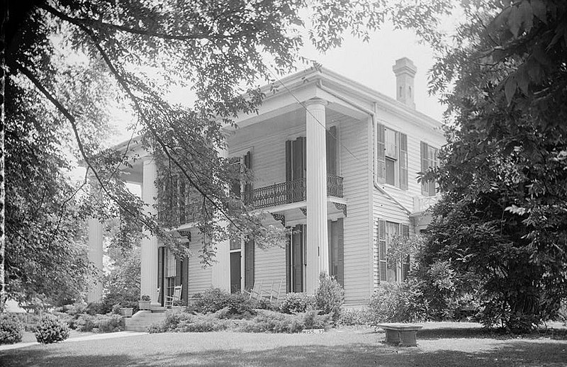File:Yates House, Macon (Noxubee County, Mississippi).jpg