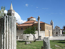 Vista del Foro di Zara con sullo sfondo la chiesa di Santa Maria