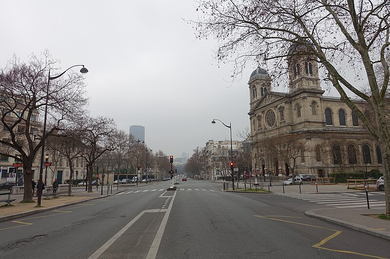 File:Église Saint-François-Xavier, Paris 11 February 2017 .jpg