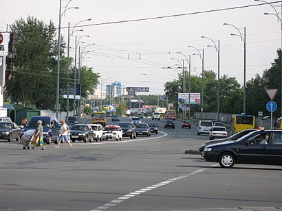 Как доехать до вулиця Братиславська 5 на общественном транспорте