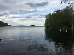 Iso-Pyhäjärvi Kokonniemestä nähtynä.