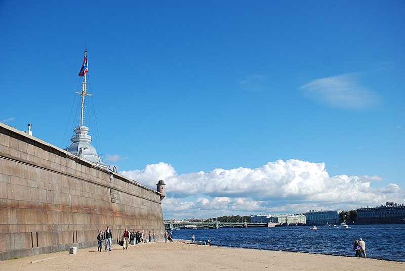 File:Петропавловская крепость. Пристань, набережная.jpg