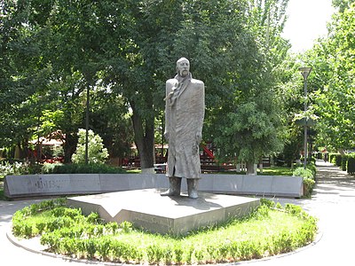 Վիլյամ Սարոյանի արձանը