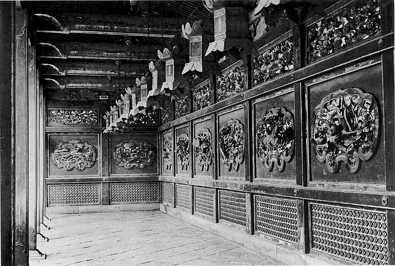 File:増上寺 (絵葉書04) 文昭院殿 霊廟 左右廊内部.jpg