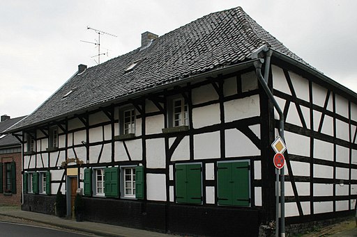 047 Fachwerkhof, Schaan 32, Jüchen-Schaan