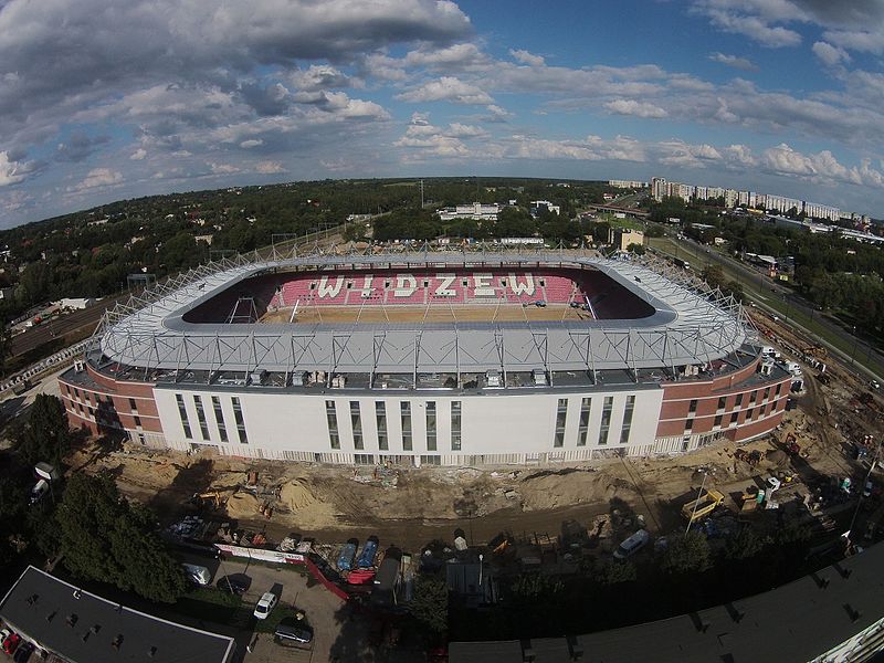 File:1. Stadion Widzewa w budowie.jpg