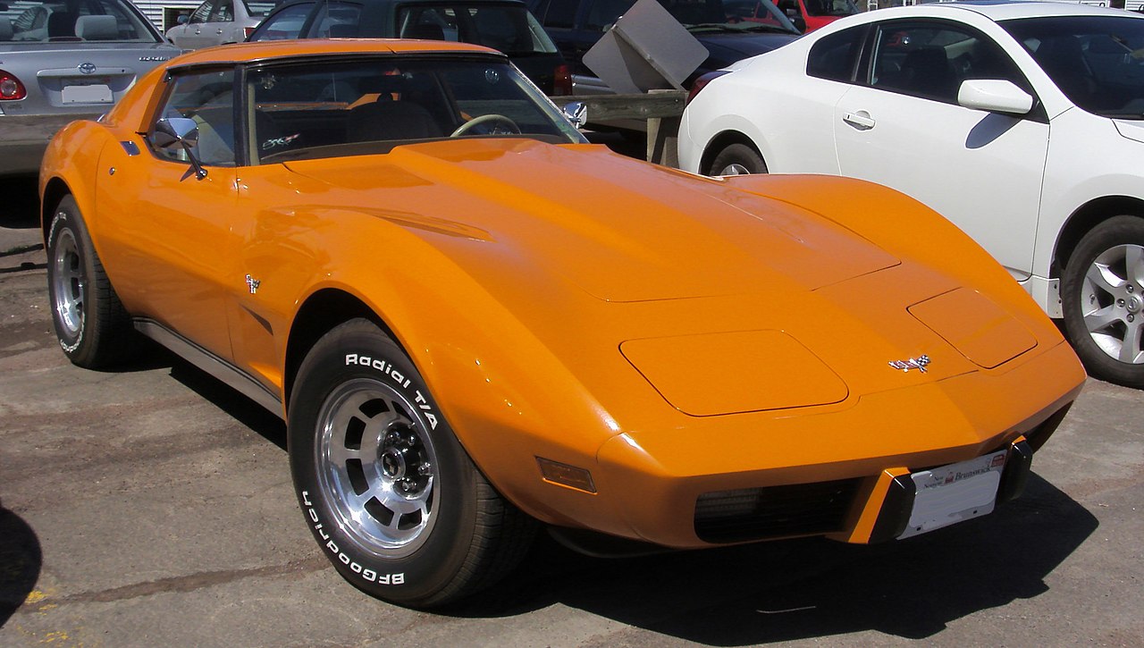 Datei:1977 Chevrolet Corvette Stingray.jpg – Wikipedia