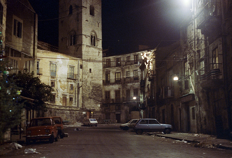 File:1992 Palermo market street Sicily Sicilia Italy.jpg